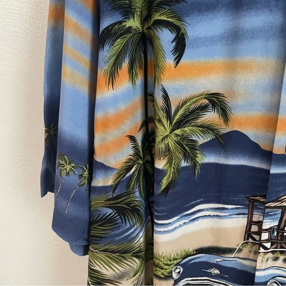 Big Dogs men’s Hawaiian Style Shirt Size 2X vintage car beach palm tree - Picture 4 of 5